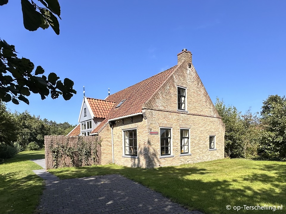 Buitenaanzicht Roodkapje Buitenaanzicht Roodkapje